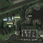 Holiday home Lakeside De Rijd