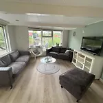 Holiday home Lakeside De Rijd