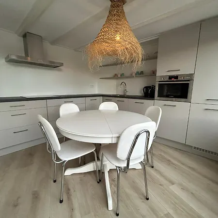 Lakeside De Rijd Tatil Evi *