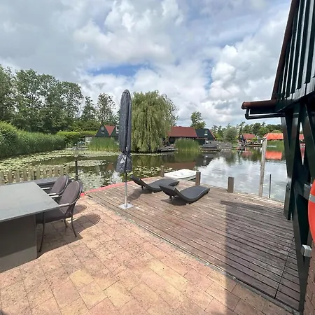 Lakeside De Rijd Tatil Evi *