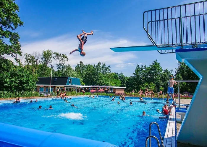Lakeside De Rijd Vakantiehuis *