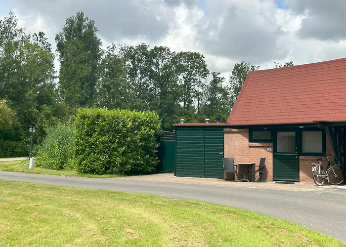 Lakeside De Rijd Vakantiehuis *