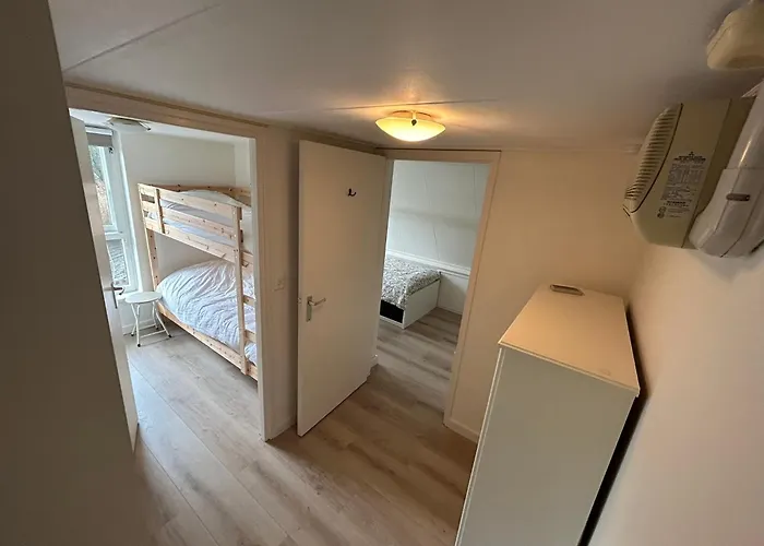 Lakeside De Rijd Дом отдыха *